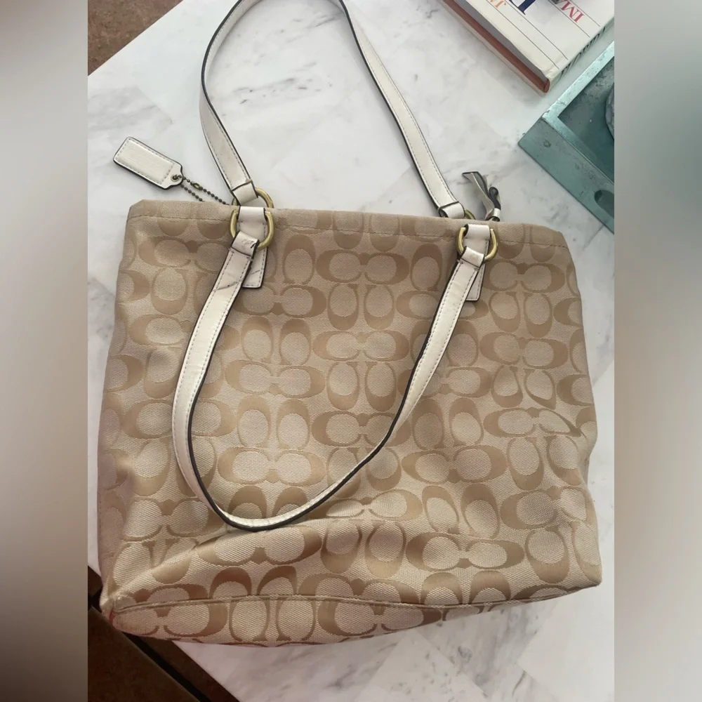Coach Beige and Cream Signature Tote - Picture 3 of 5